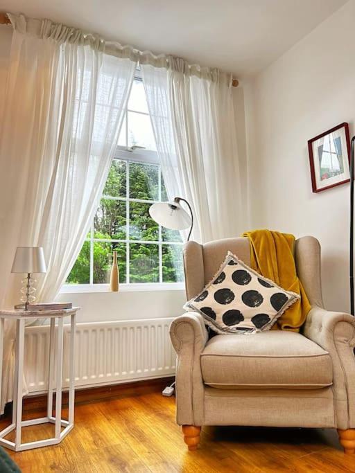Apartment True Colours In Location *